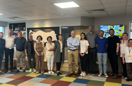 Yeni Yönetim Kurulu Üyemiz Emine Çakıroğlu’ndan Merkez Ofisimize Ziyaret içerik görseli.
